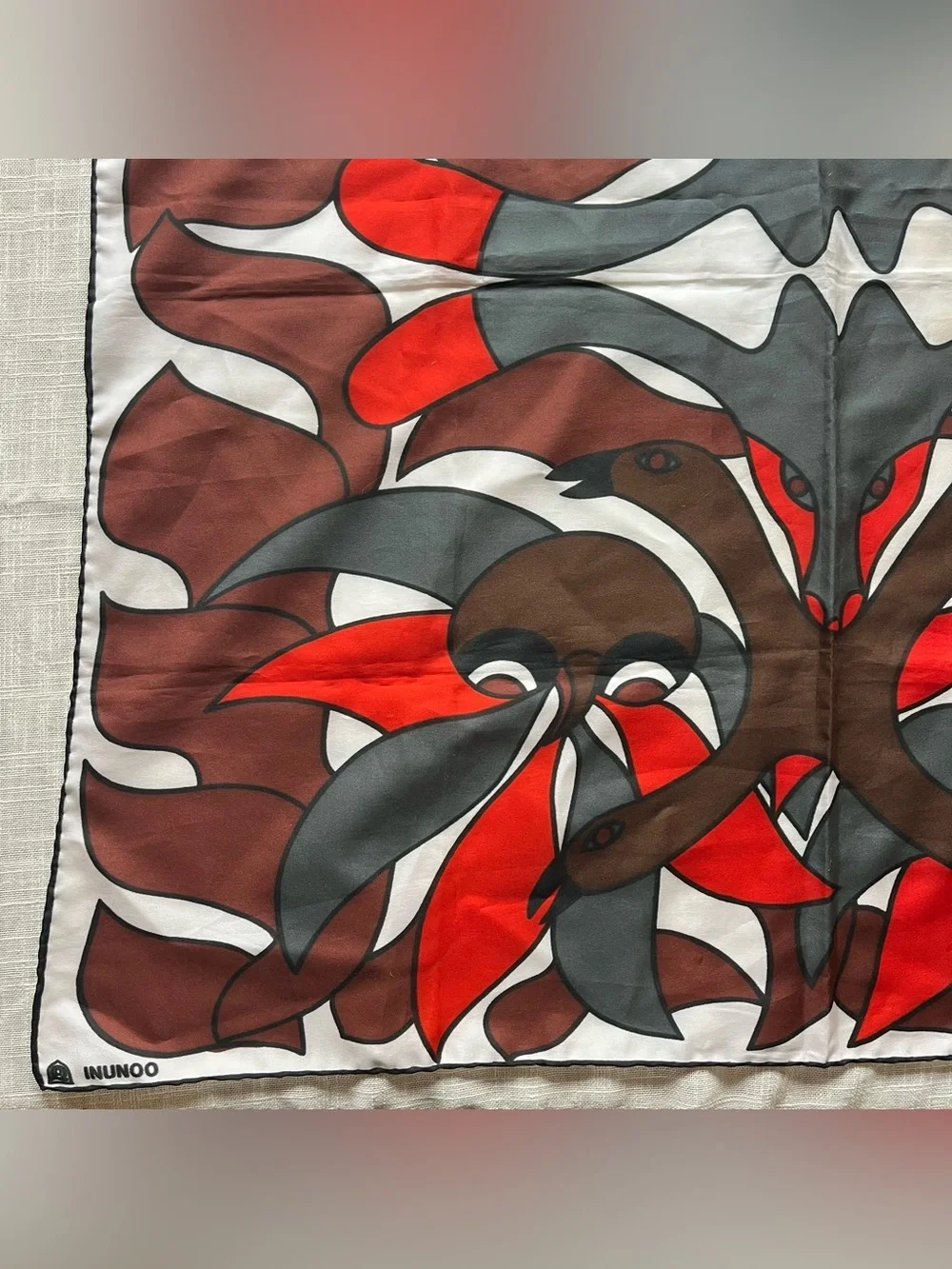 Inunoo vintage scarf